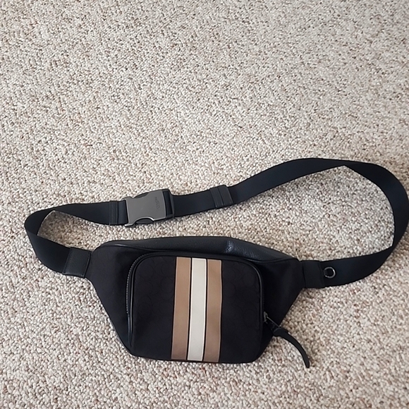 Coach Signature Jacquard Striped Thompson Men's Belt Waist Bag